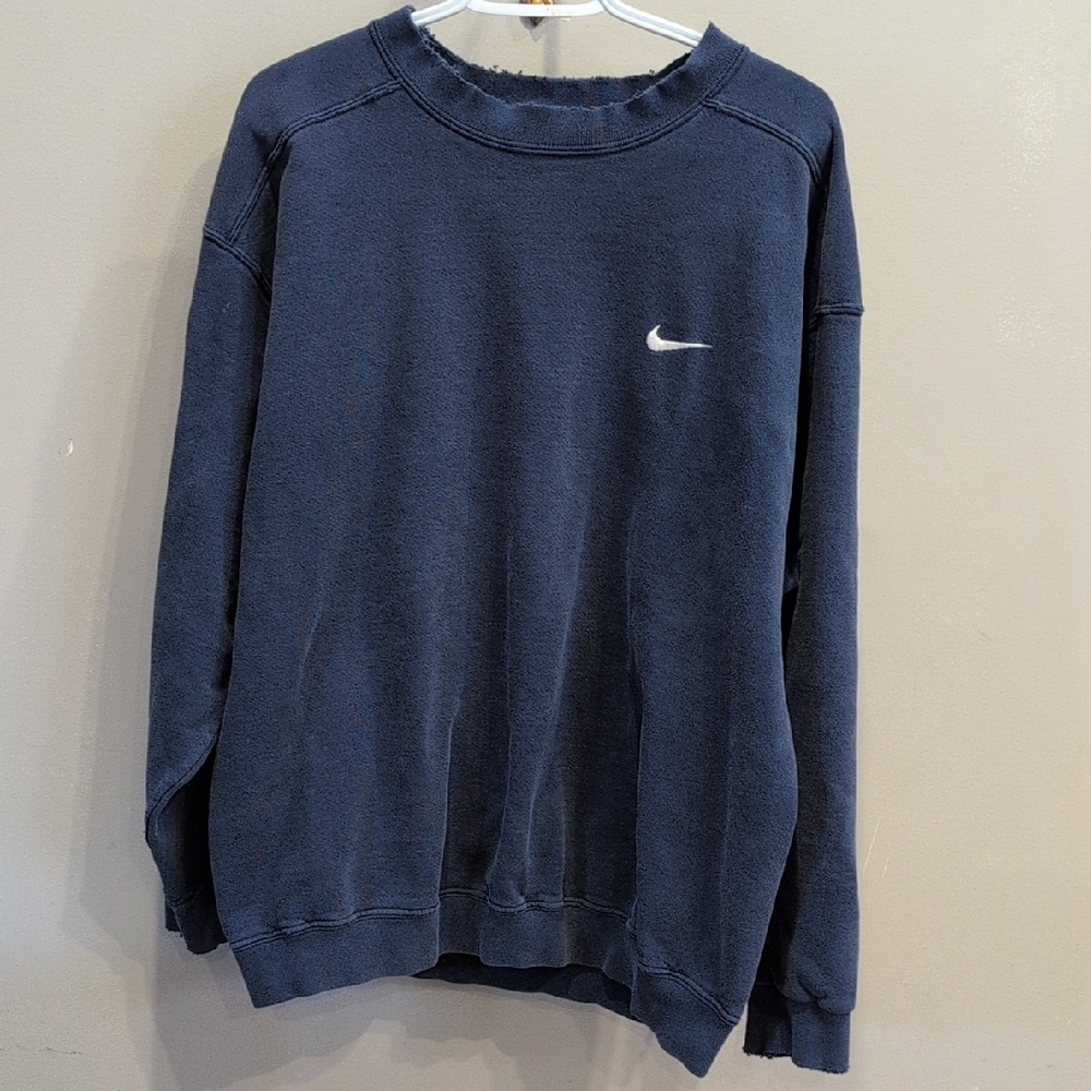 Nike Red Tag Crewneck Sweater Vintage